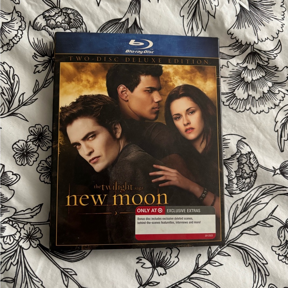 Twilight New Moon Blu Ray Target Exclusive DVD Set
